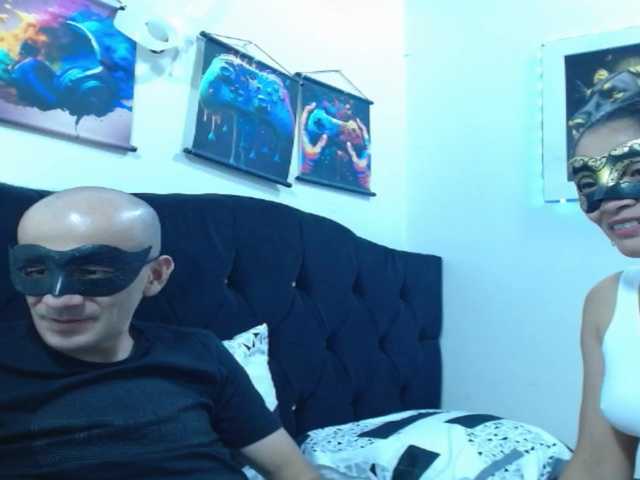 couplehot27 live webcam show