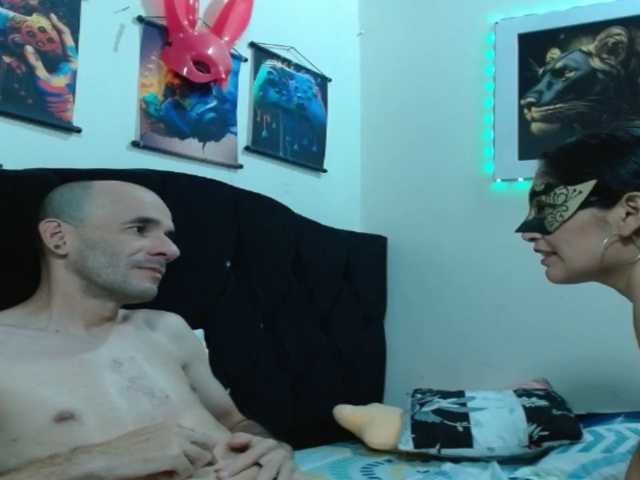 couplehot27 live cam preview