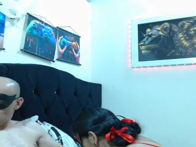couplehot27 live webcam show