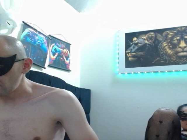 couplehot27 live cam on BongaCams