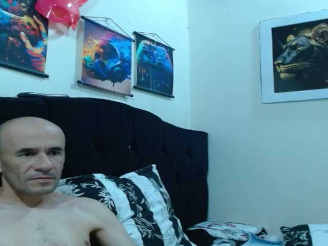 couplehot27 live cam preview