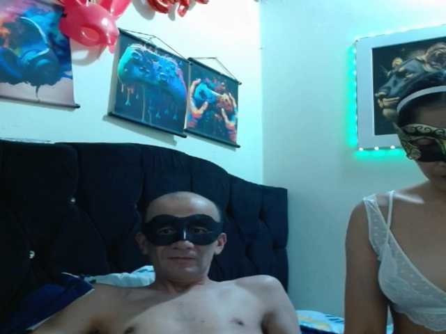 Couplehot27