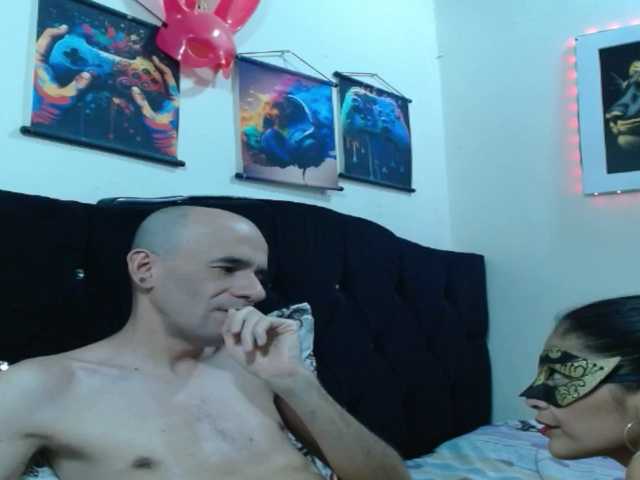 couplehot27 live cam on BongaCams
