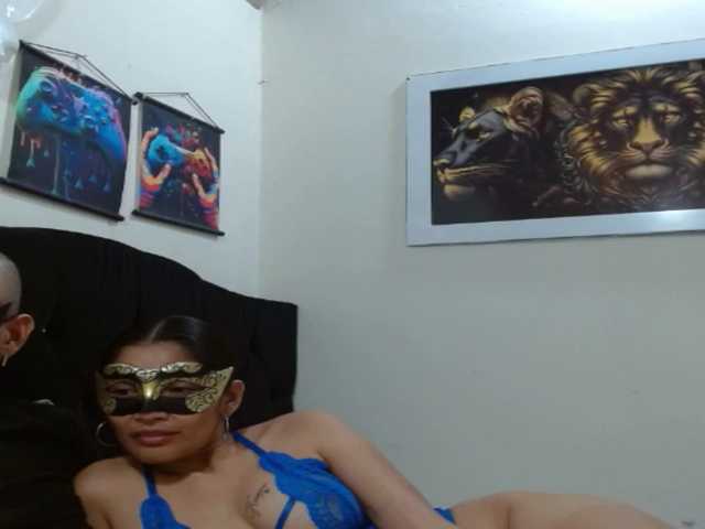 couplehot27 live cam on BongaCams