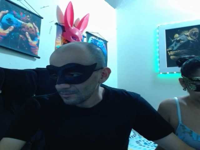 couplehot27 live cam on BongaCams