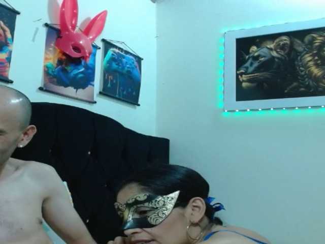 couplehot27