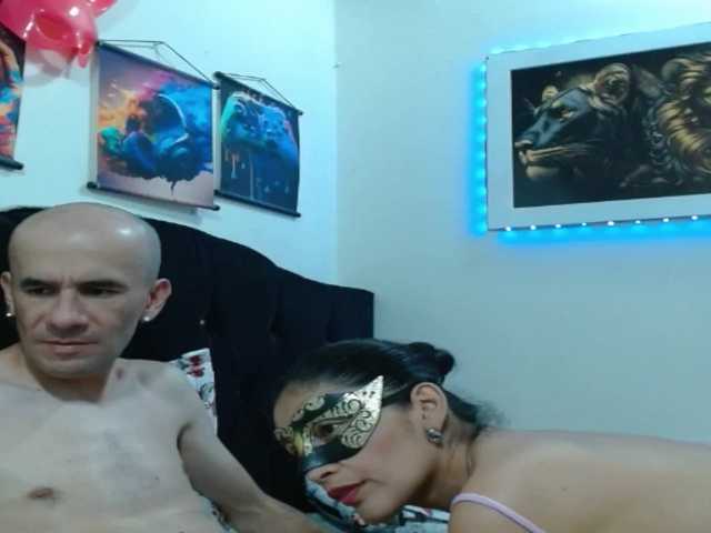 couplehot27 live cam preview
