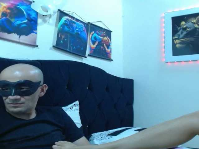 couplehot27 live webcam show