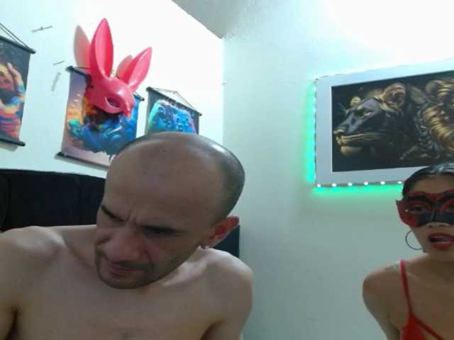 couplehot27 live cam on BongaCams