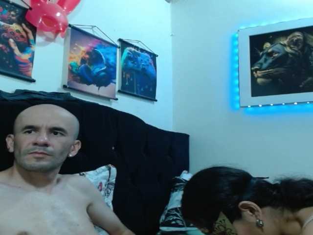 couplehot27 live cam preview