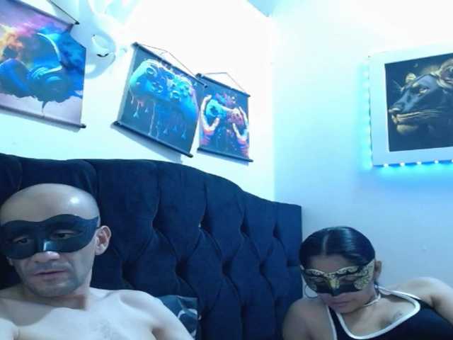 couplehot27 live cam on BongaCams