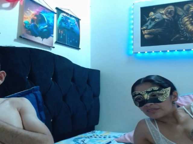 couplehot27 live cam on BongaCams