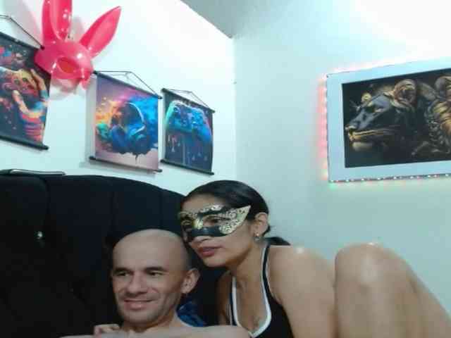 couplehot27 couplehot27