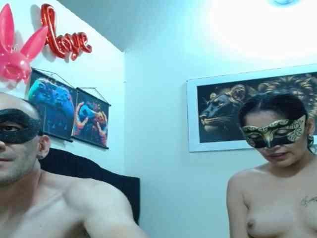 couplehot27