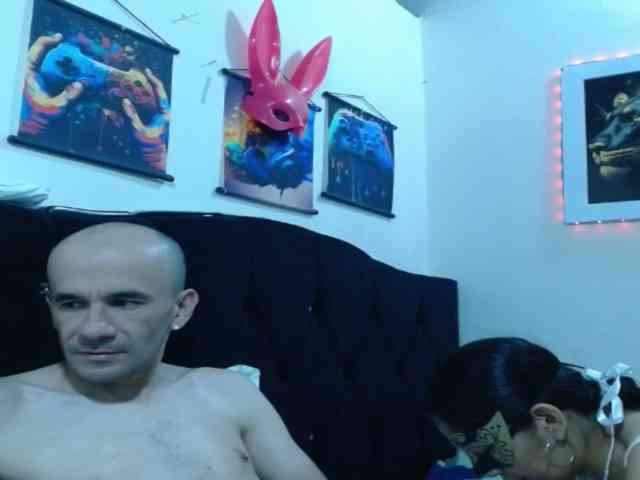 couplehot27 couplehot27