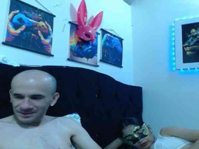 couplehot27