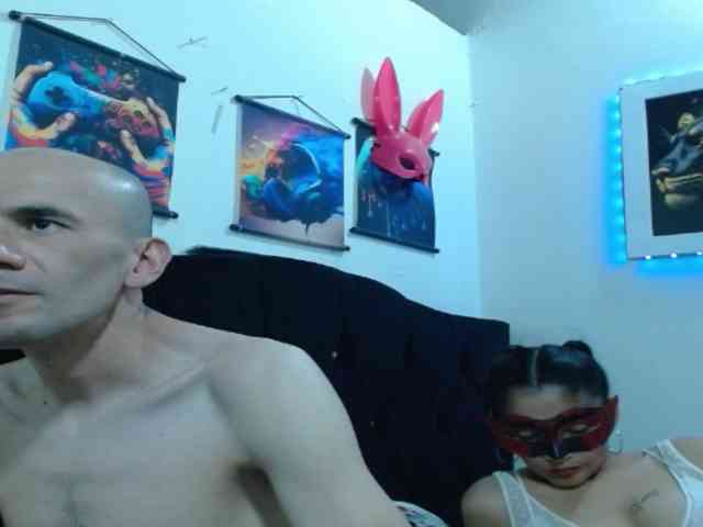 couplehot27
