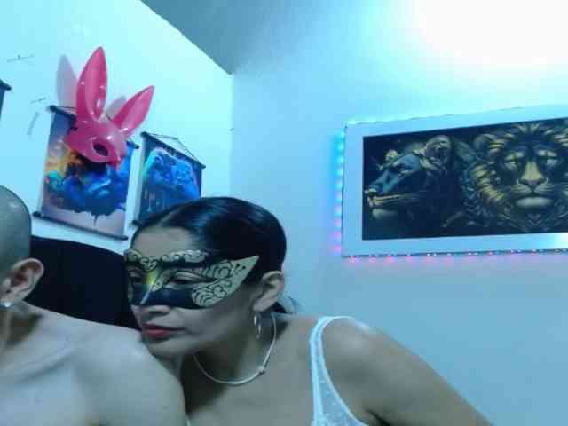 couplehot27