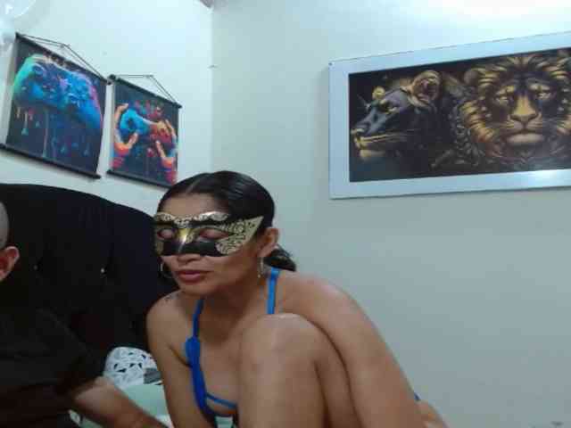 couplehot27