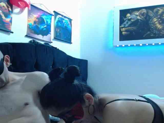 couplehot27 webcam