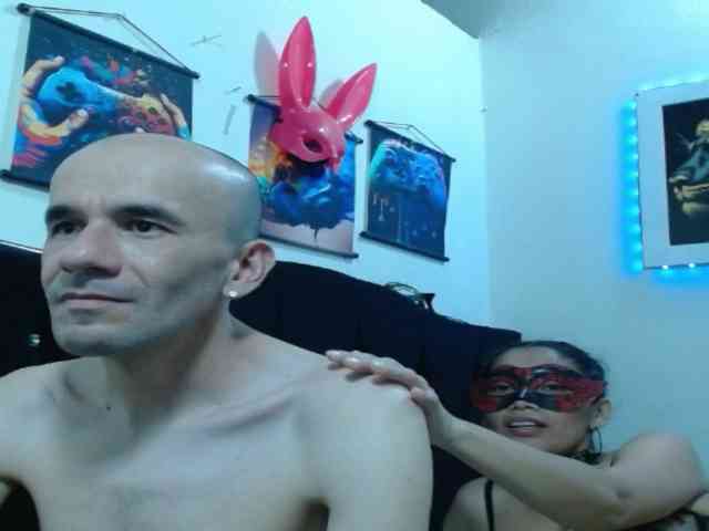 couplehot27