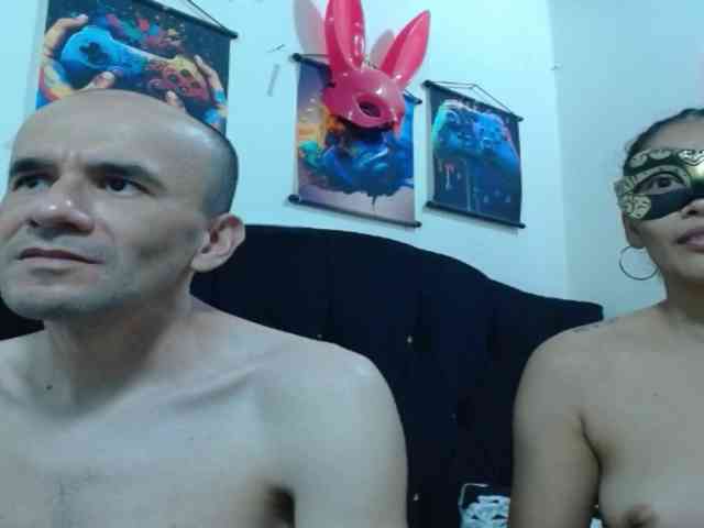 couplehot27