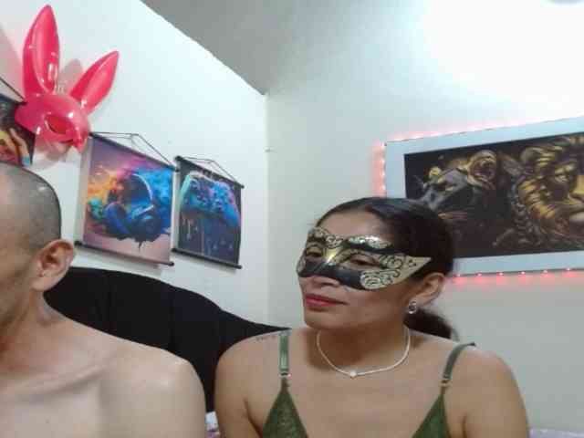 couplehot27