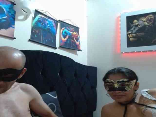 couplehot27 couplehot27