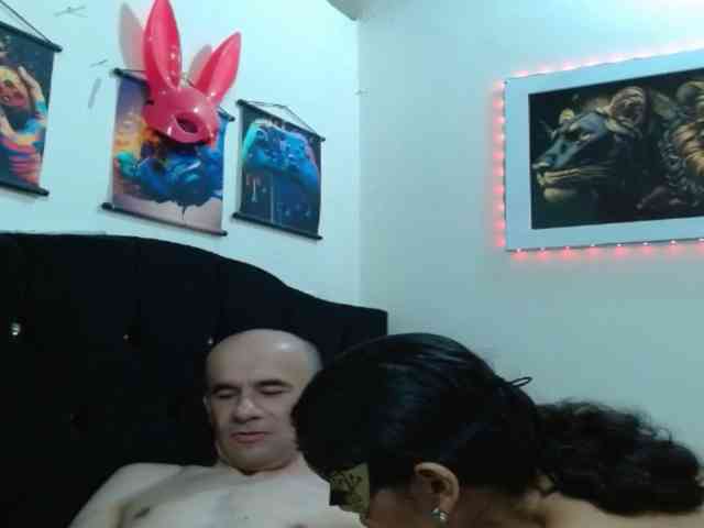 couplehot27
