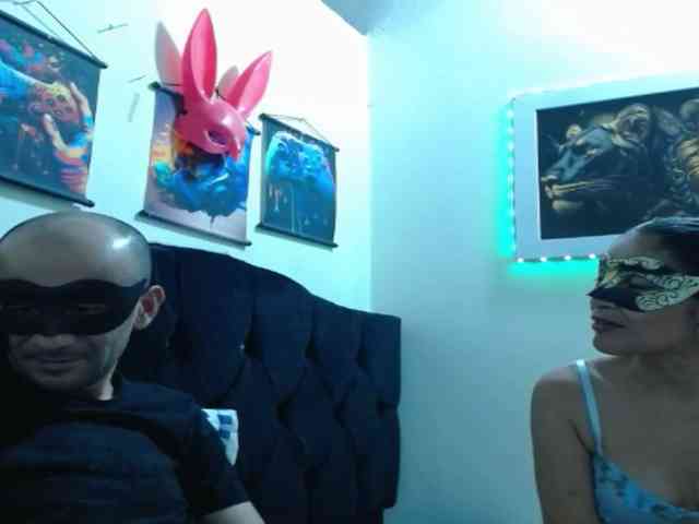 couplehot27