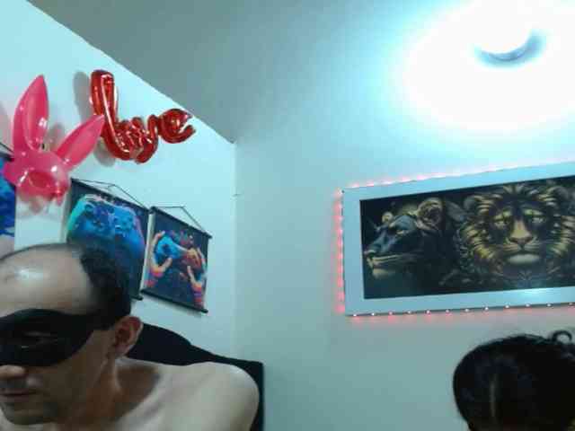 couplehot27 couplehot27