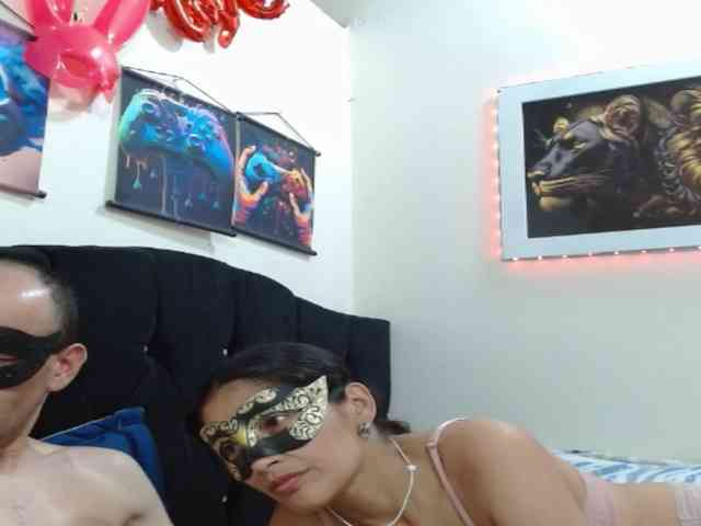 couplehot27