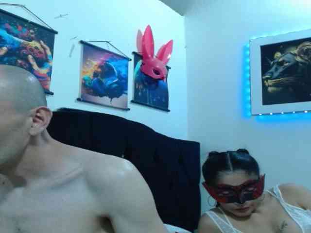 couplehot27