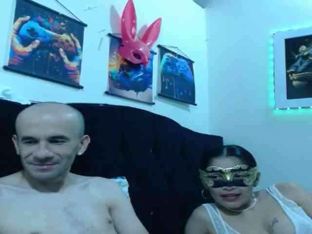 couplehot27
