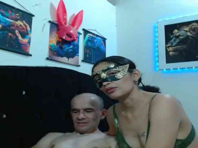 couplehot27