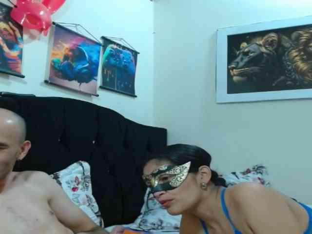 couplehot27