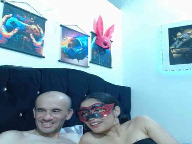 couplehot27