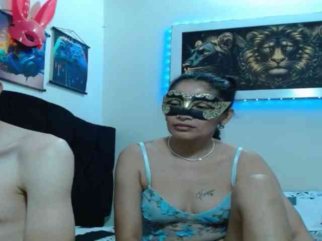 couplehot27