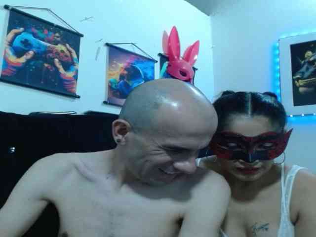 couplehot27