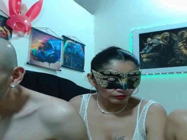 couplehot27 webcam