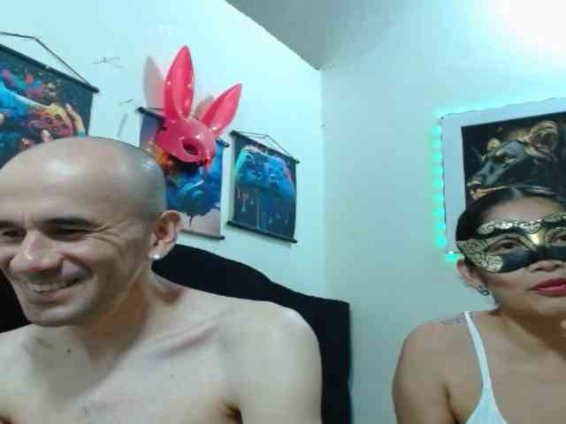 couplehot27