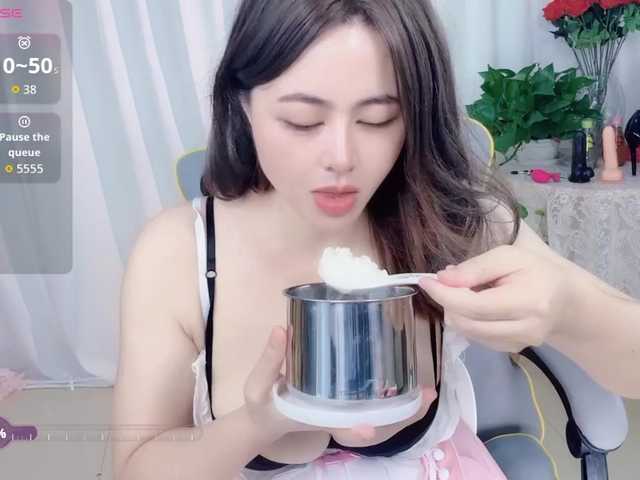 CN-weiwei live cam on BongaCams