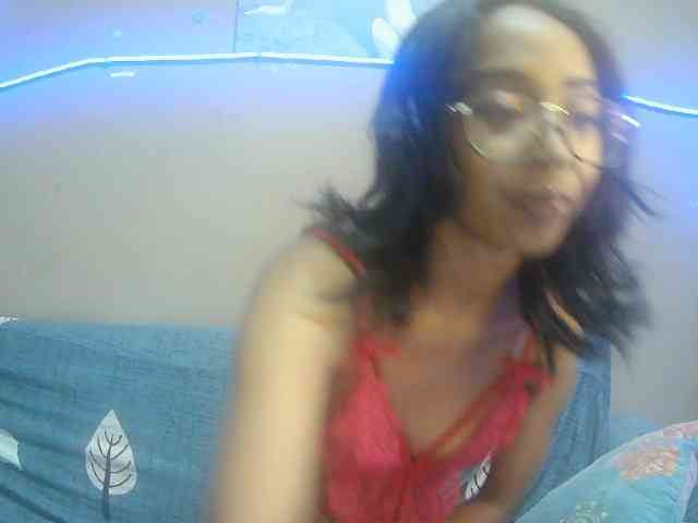 Modèle: Marinahgrey