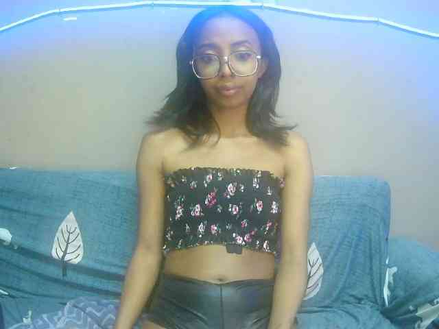 Marinahgrey Live Webcam on BongaCams