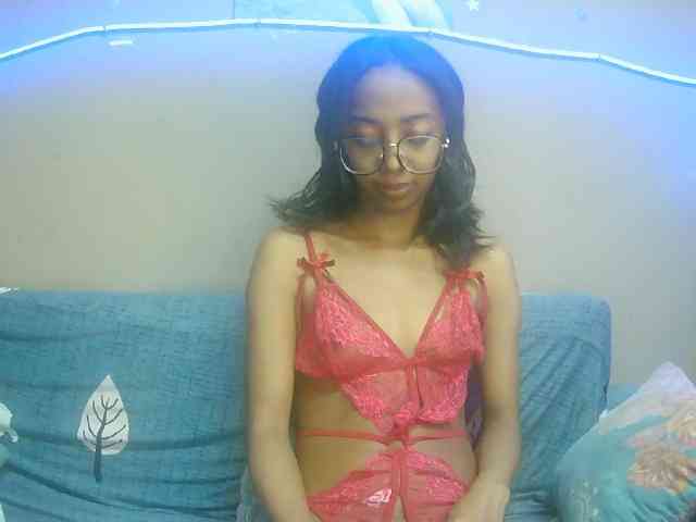 Modèle: Marinahgrey