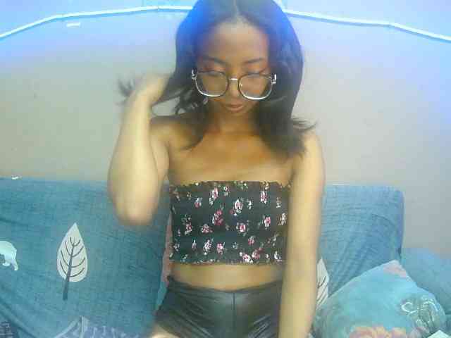 Marinahgrey Live Webcam on BongaCams