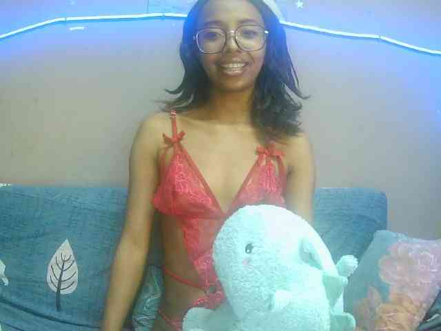 Modèle: Marinahgrey