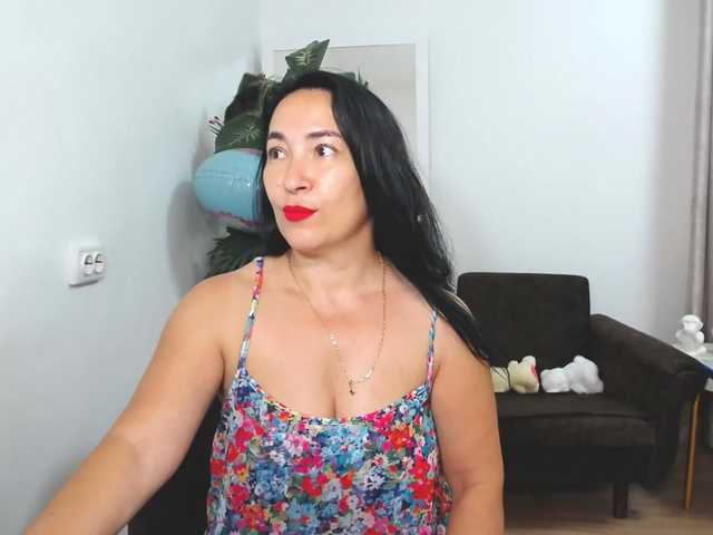 LikaLady live cam on BongaCams