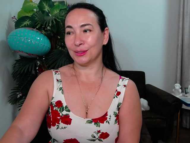 LikaLady live cam on BongaCams