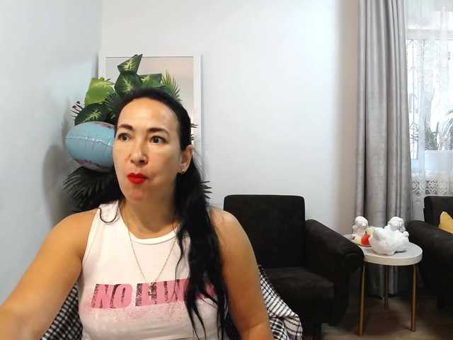 LikaLady live cam on BongaCams
